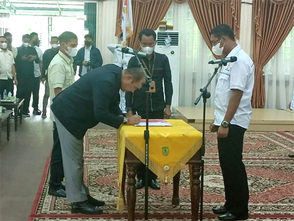 GoRiau Penandatanganan berita acara p
