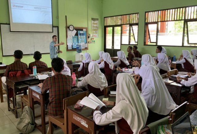 GoRiau Proses sosialisasi ke sekolah 