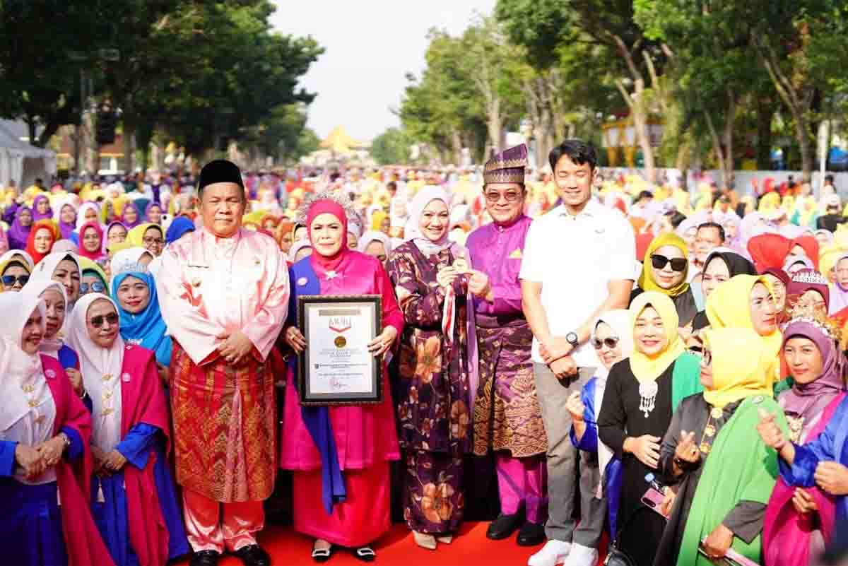 GoRiau Pimpinan Provinsi Riau bersama