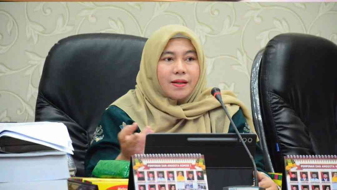 GoRiau Anggota Pansus Siti Aisyah