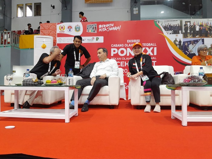 GoRiau Indra Gamulya saat berbincang