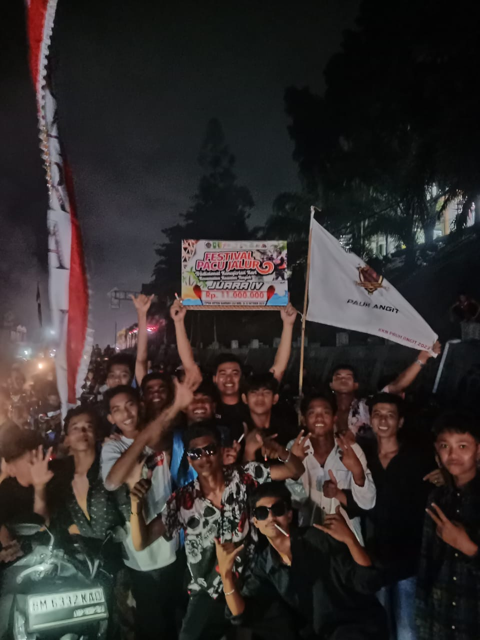 GoRiau Fans Toduang Bakotat bersama t