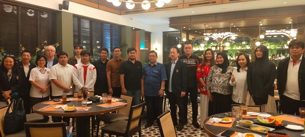 GoRiau Bersama pengurus dan Timnas Ca