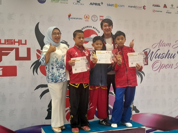 GoRiau Herman Wijaya dan Prof. Dr. Hj
