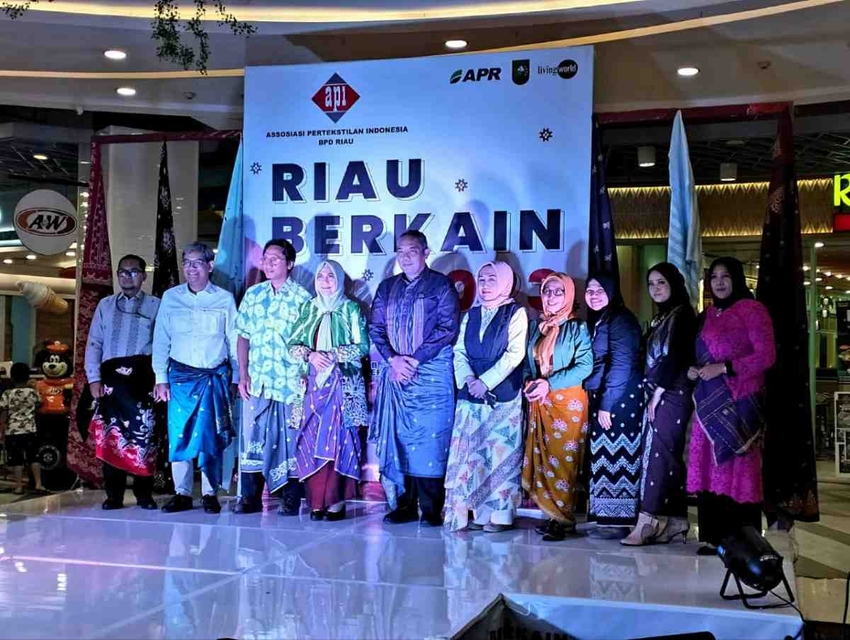GoRiau - Ajak Semua Kalangan Kenakan Wastra Riau, API Riau Gelar 'Riau ...