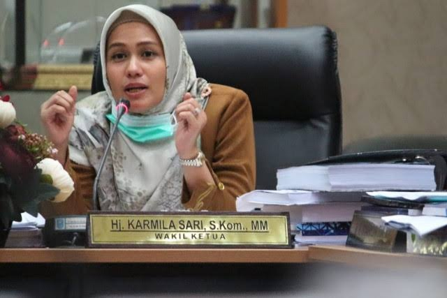GoRiau Dr. Hj. Karmila Sari, S.Kom.,