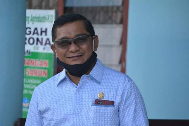 GoRiau Ketua Fraksi PAN DPRD Riau, Zu