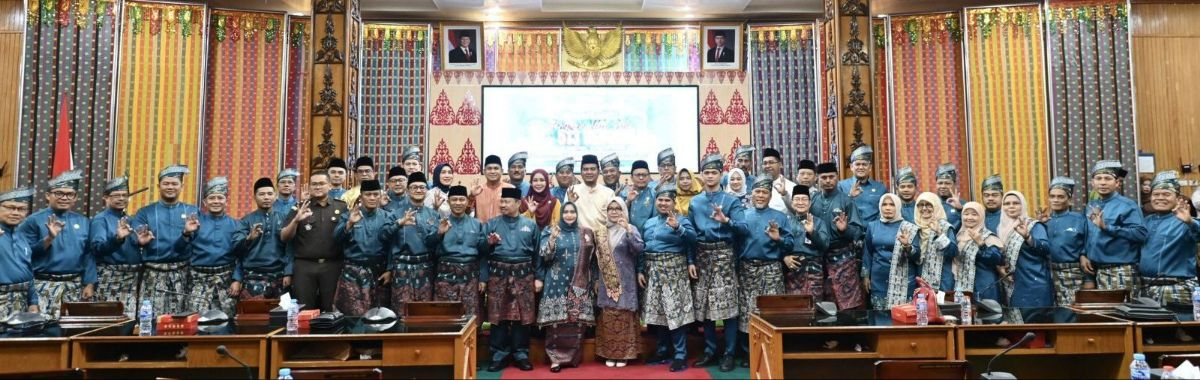 GoRiau Foto bersama usai Sidang Parip